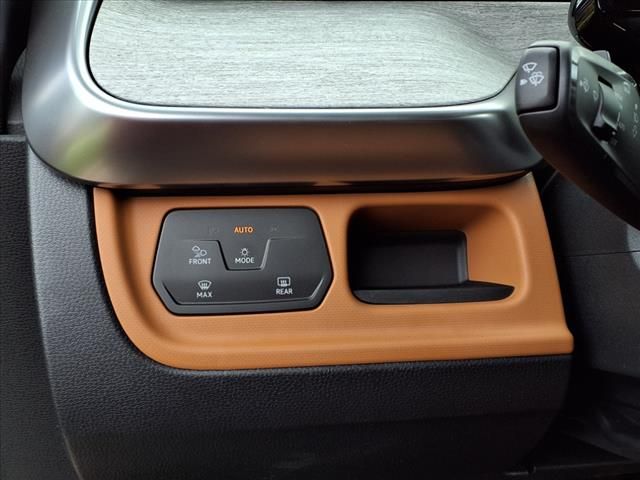 2025 Volkswagen ID. Buzz Pro S photo 13