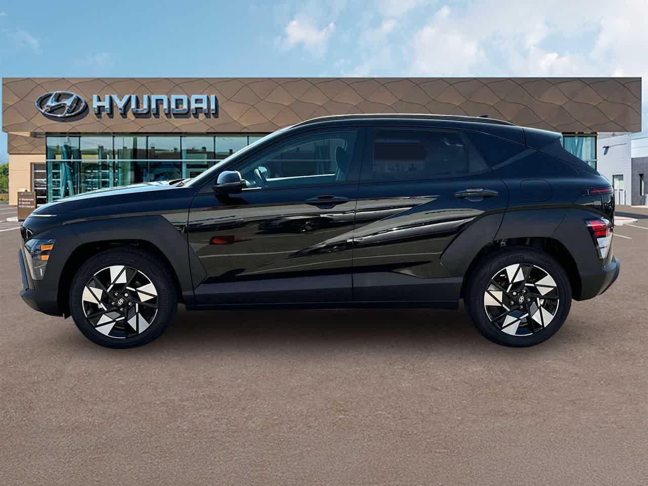 2025 Hyundai Kona SEL photo 3