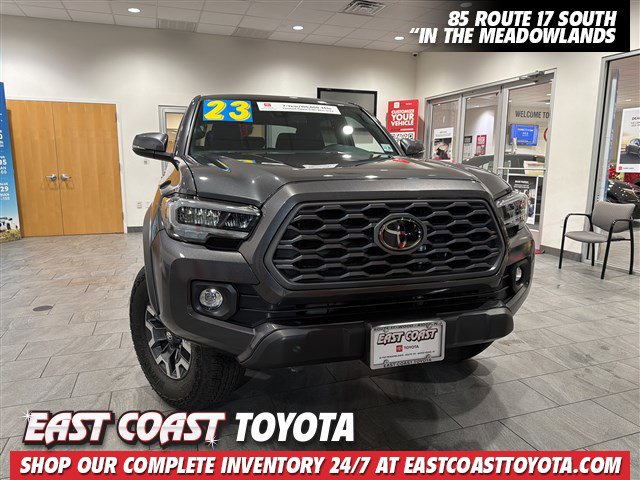 2023 Toyota Tacoma TRD Off Road's photo