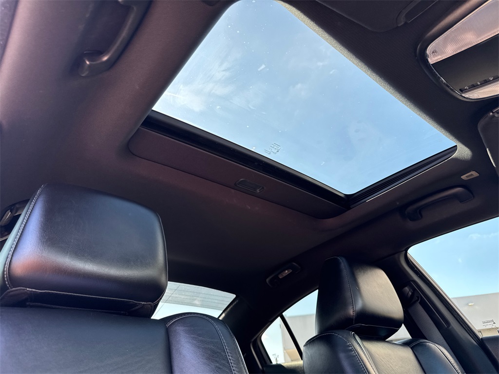 2021 Dodge Charger SXT photo 12