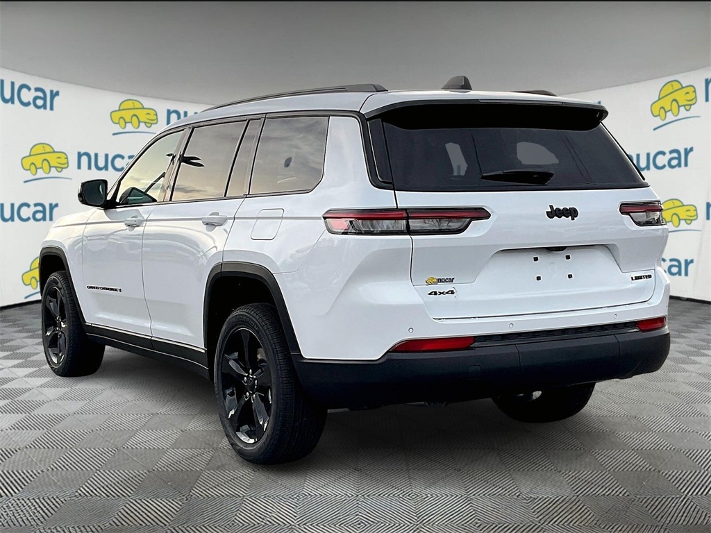 2025 Jeep Grand Cherokee Limited photo 4