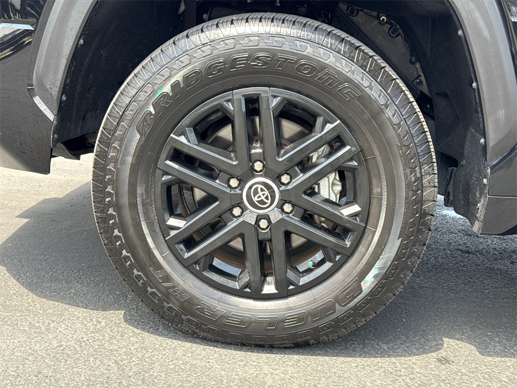 2022 Toyota Tundra SR5 photo 6