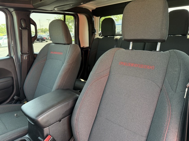 2025 Jeep Gladiator Rubicon photo 19