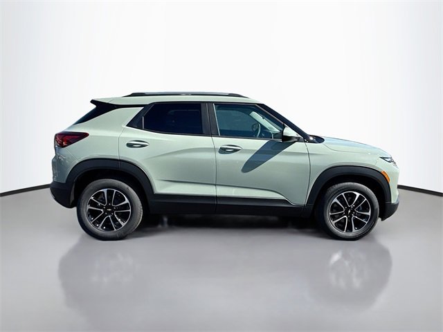 2026 Chevrolet Trailblazer LT photo 4