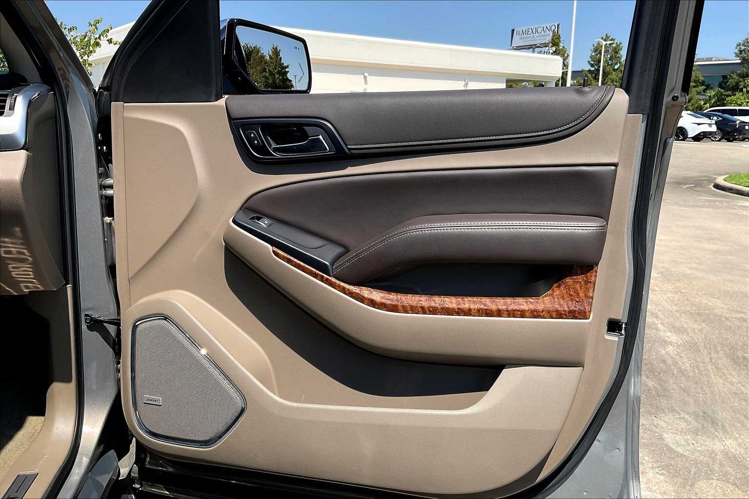 2018 Chevrolet Tahoe Premier photo 21