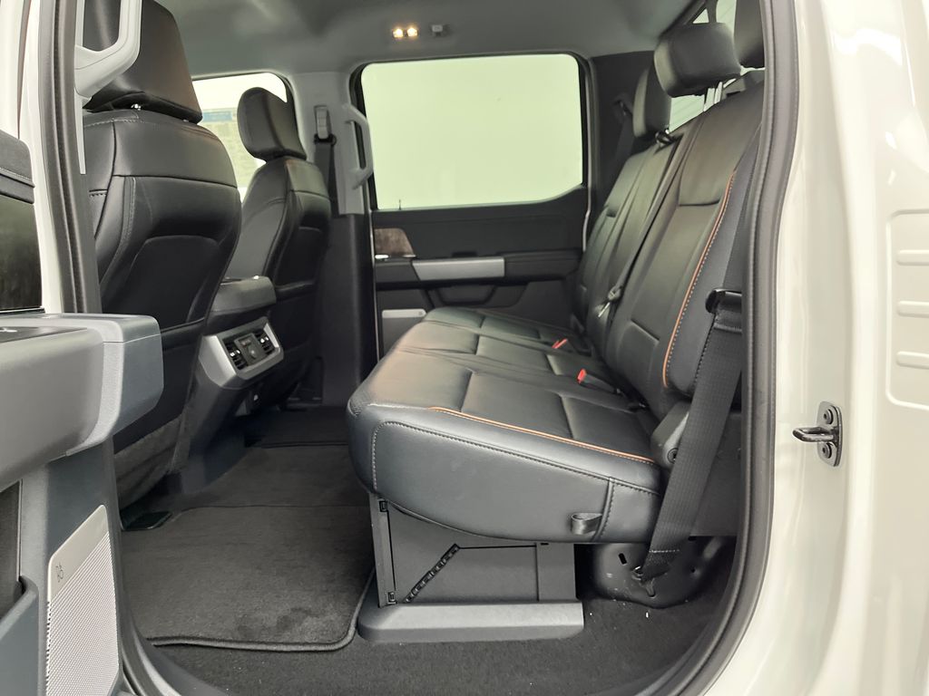 2026 Ford F-350 Lariat photo 15