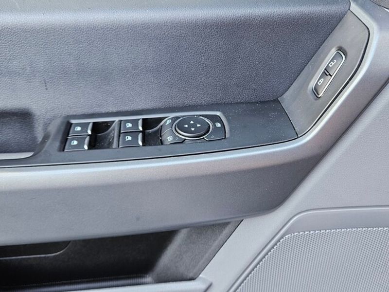 2024 Ford F-250 XLT photo 27