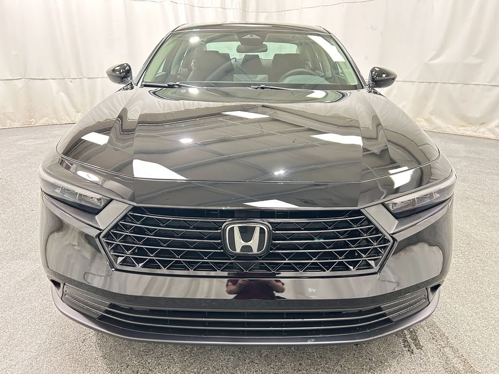 2025 Honda Accord LX photo 2