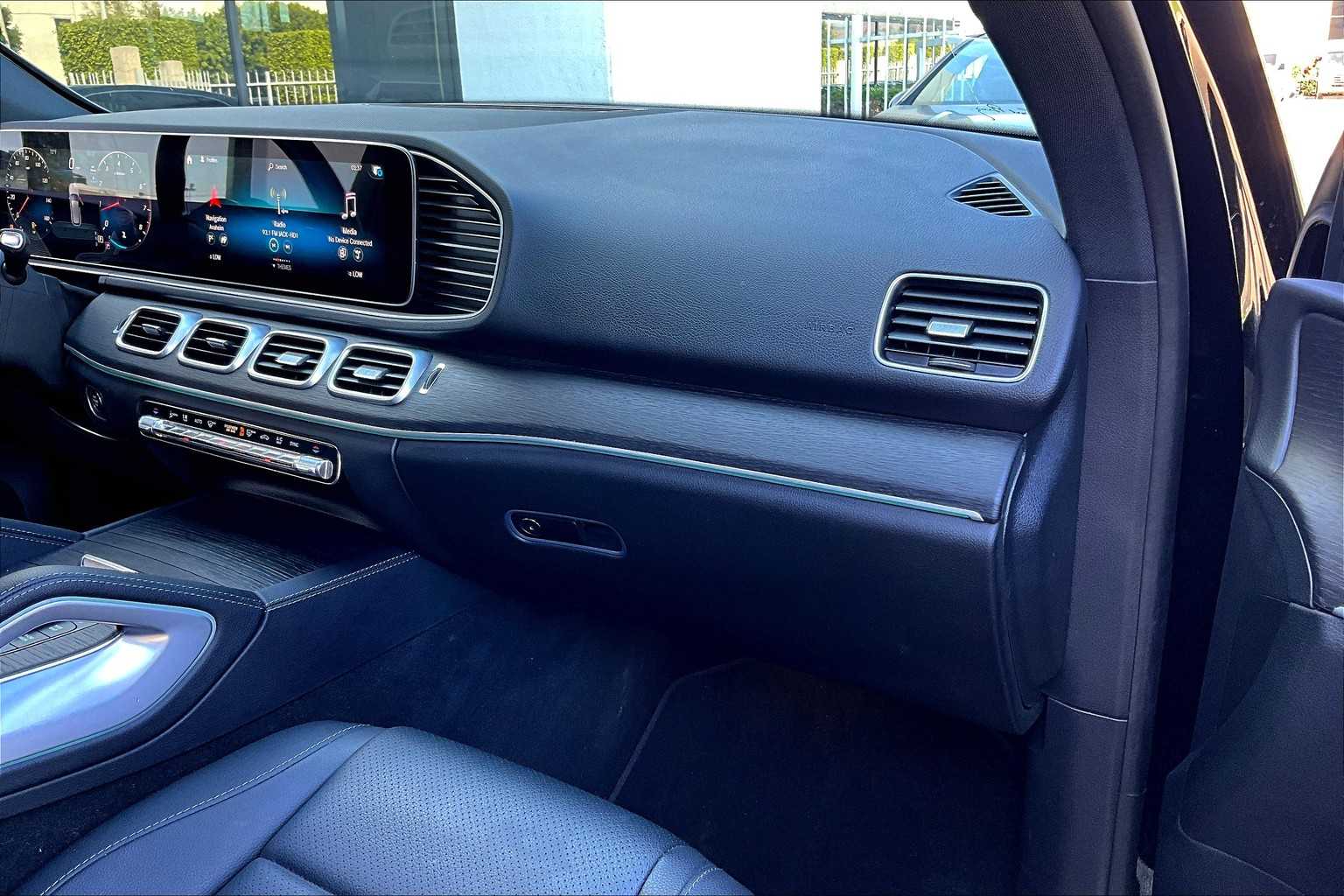 2023 Mercedes Benz GLE 350 photo 18