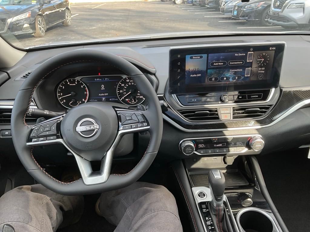 2025 Nissan Altima 2.5 SR photo 15