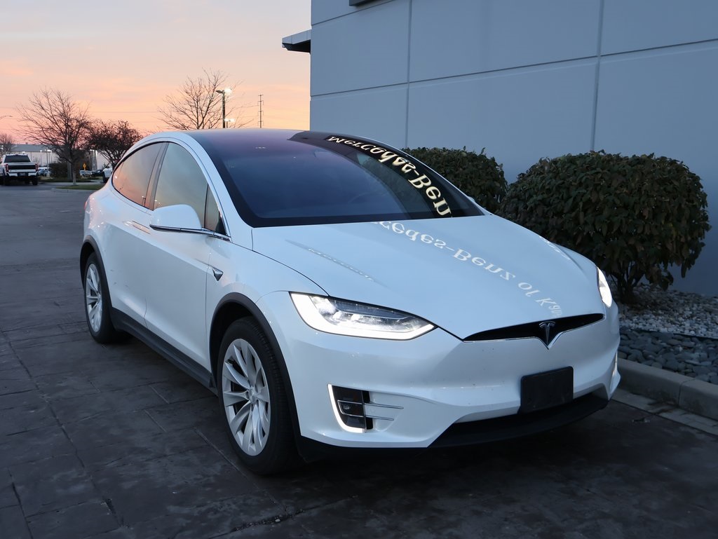 2020 Tesla Model X Long Range's photo