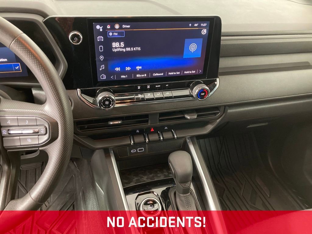 2023 Chevrolet Colorado Trail Boss photo 2