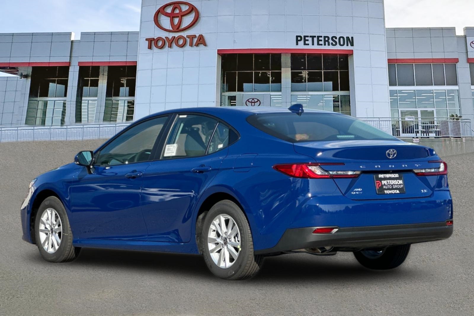 2025 Toyota Camry LE photo 4