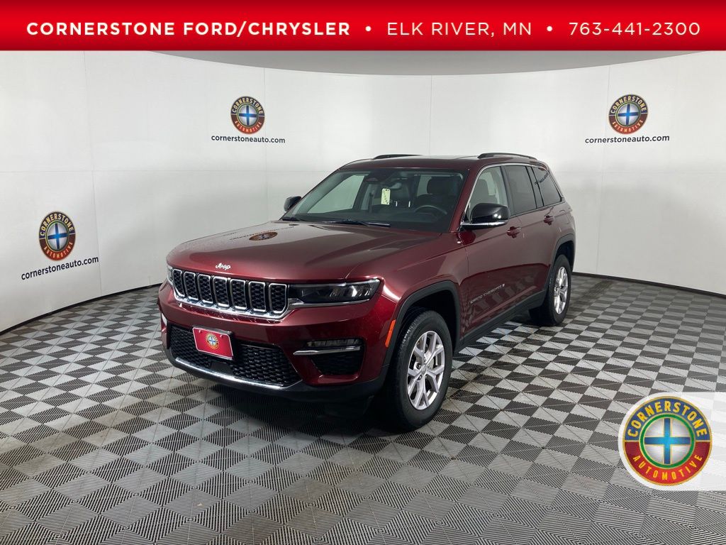 2022 Jeep Grand Cherokee Limited's photo