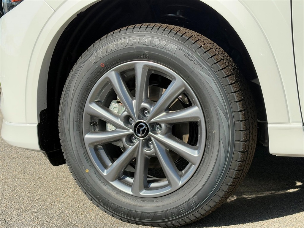 2025 Mazda CX-5 2.5 S Preferred photo 4