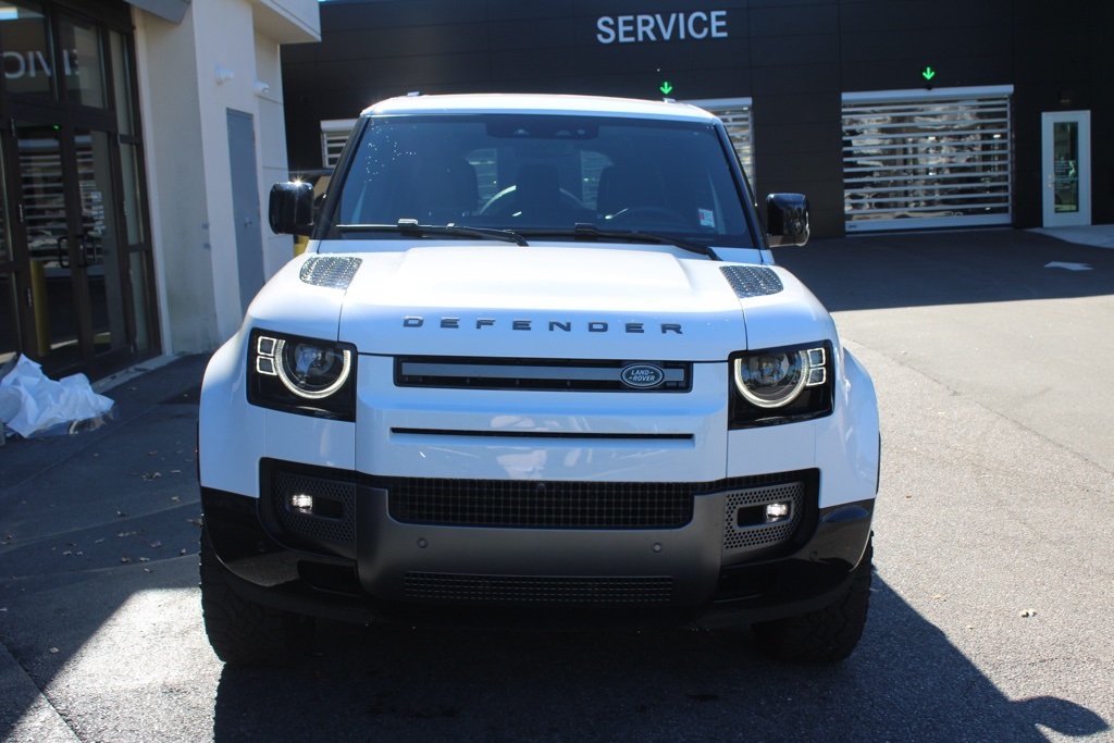 2024 Land Rover Defender Outbound photo 2