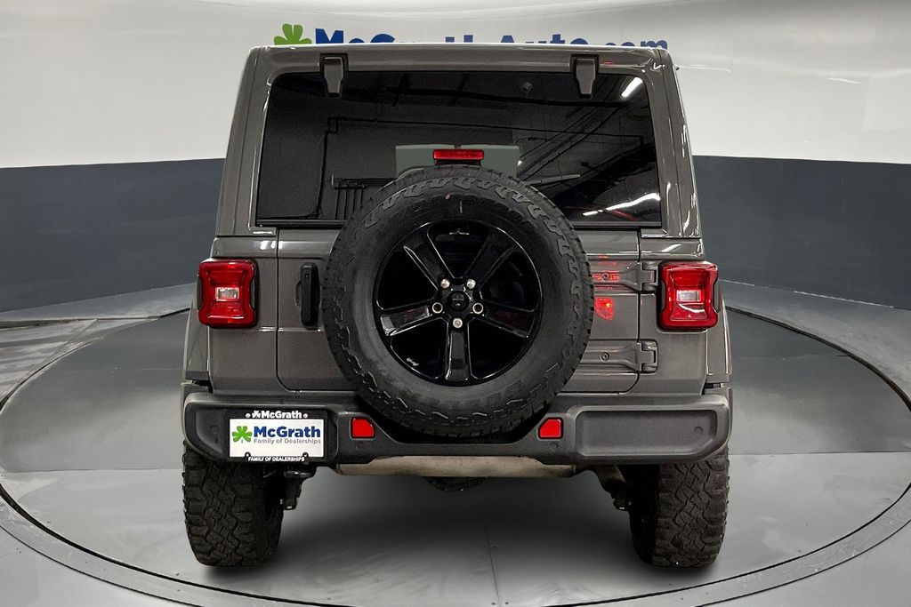 2021 Jeep Wrangler Unlimited Sahara Altitude photo 5