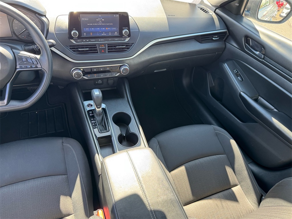 2024 Nissan Altima 2.5 S photo 12