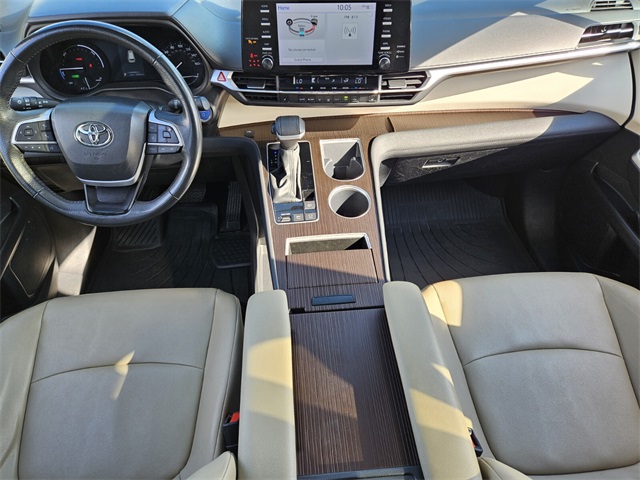 2024 Toyota Sienna XLE photo 8