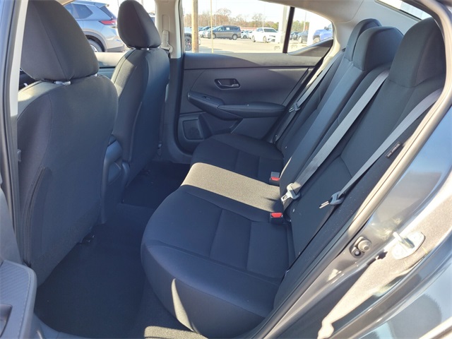 2025 Nissan Sentra S photo 5
