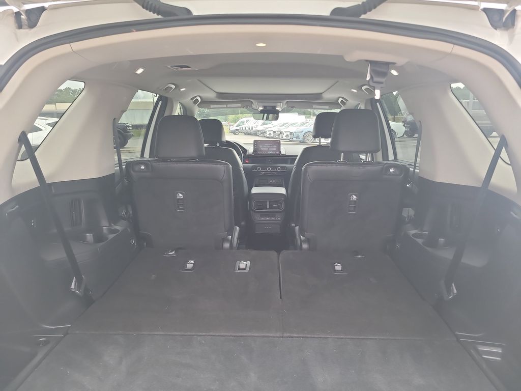 2024 Honda Pilot Touring photo 27