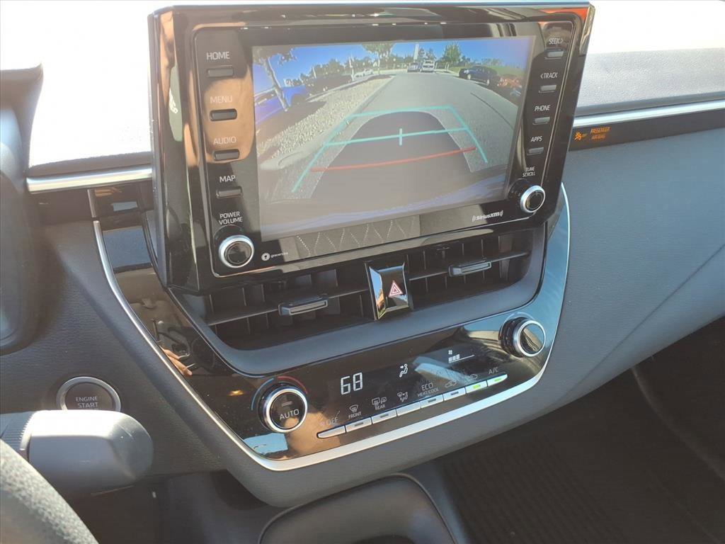 2022 Toyota Corolla LE photo 18