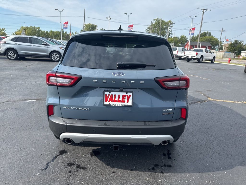 2023 Ford Escape Platinum photo 2