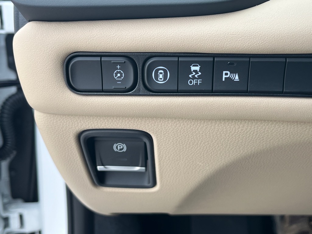 2025 Acura TLX Technology photo 11