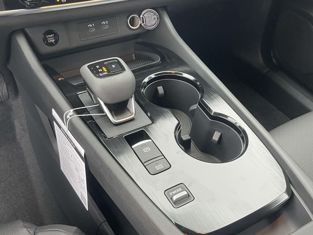 2026 Nissan Rogue SV photo 24