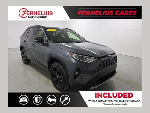 2019 Toyota RAV4 XSE's photo
