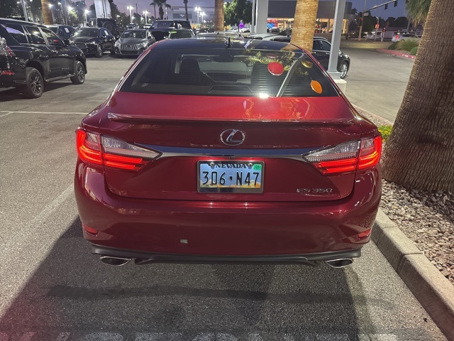 2017 Lexus ES 350 photo 4