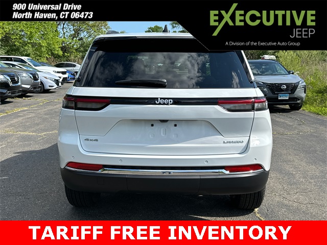 2025 Jeep Grand Cherokee Laredo photo 3