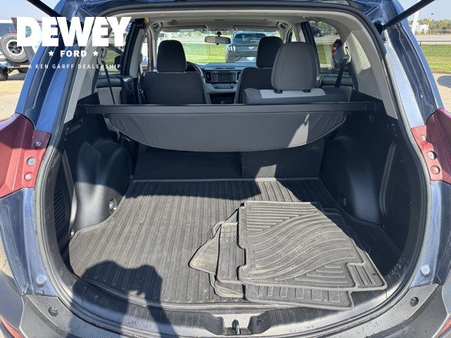 2014 Toyota RAV4 XLE photo 25