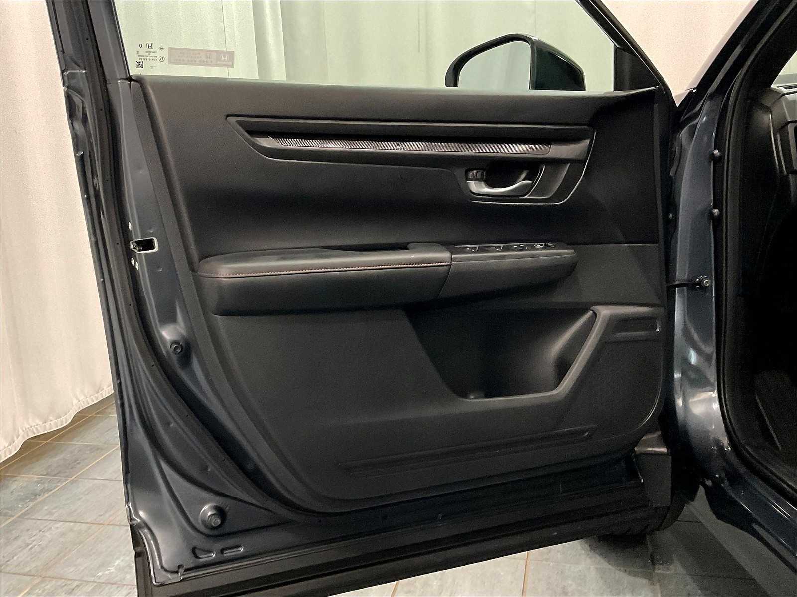 2023 Honda CR-V Hybrid Sport photo 9