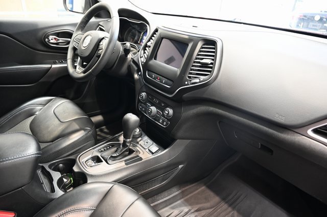 2021 Jeep Cherokee Latitude photo 12