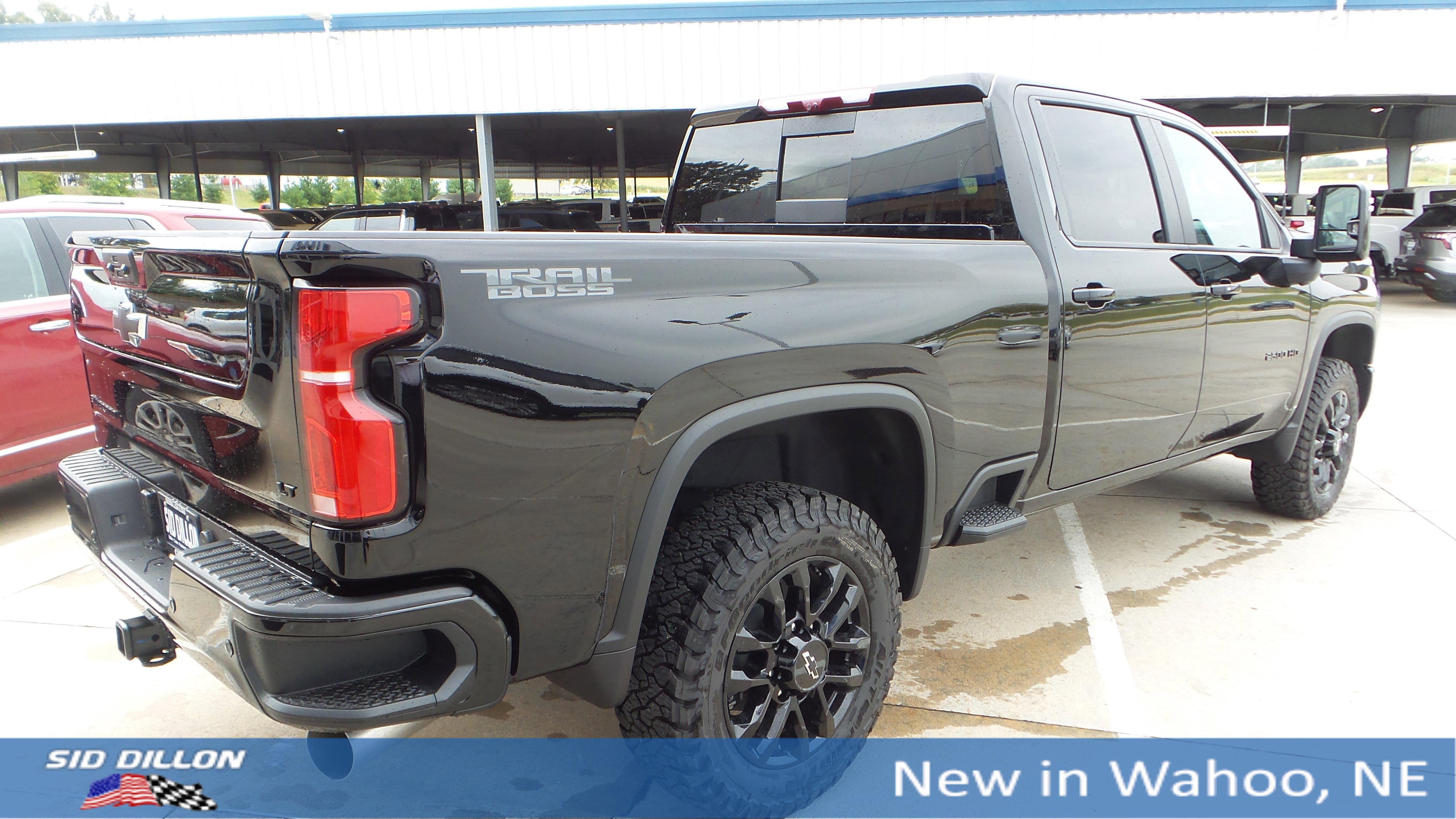 2025 Chevrolet Silverado 2500HD LT photo 4