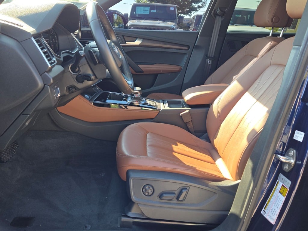 2022 Audi Q5 45 S line Premium photo 15