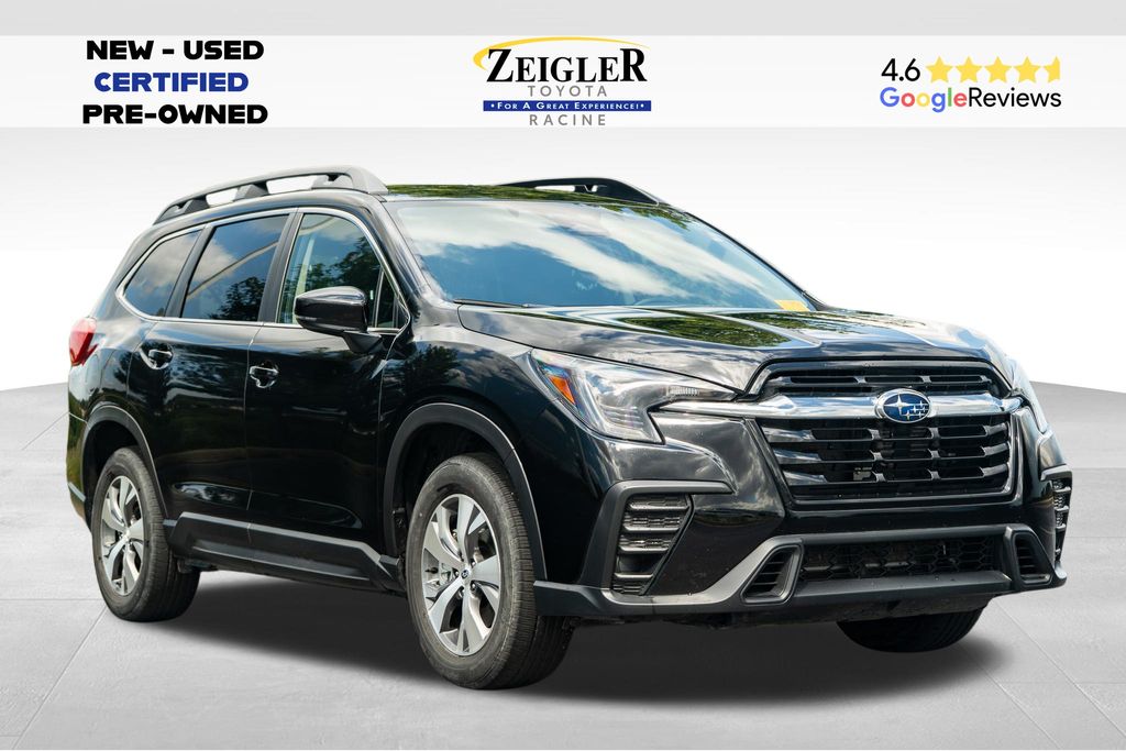 2024 Subaru Ascent Premium's photo