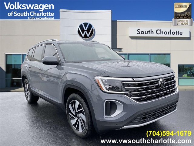 2025 Volkswagen Atlas SEL's photo