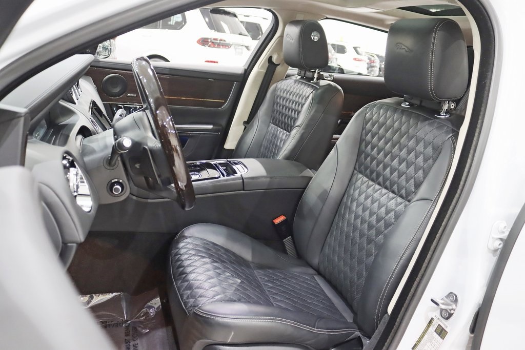 2019 Jaguar XJ XJL Supercharged photo 29