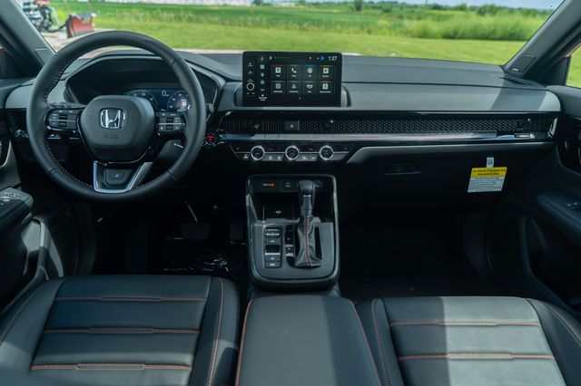 2026 Honda CR-V Hybrid Sport Touring photo 14