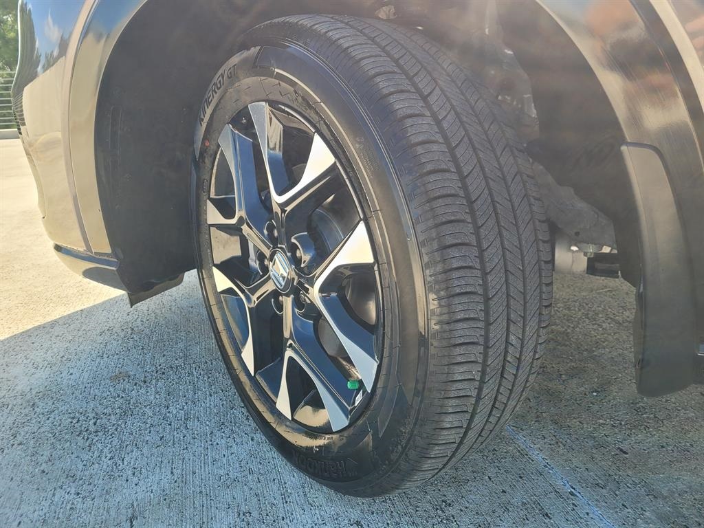 2026 Honda HR-V EX-L photo 8