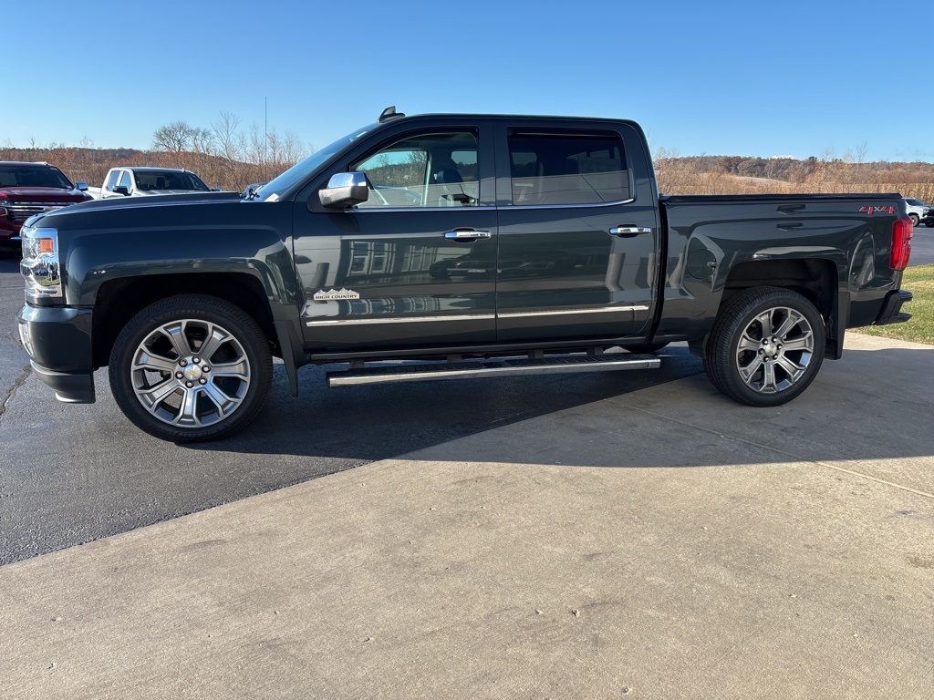 2018 Chevrolet Silverado 1500 High Country photo 4