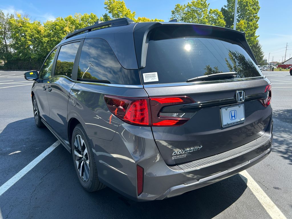 2026 Honda Odyssey EX-L photo 2