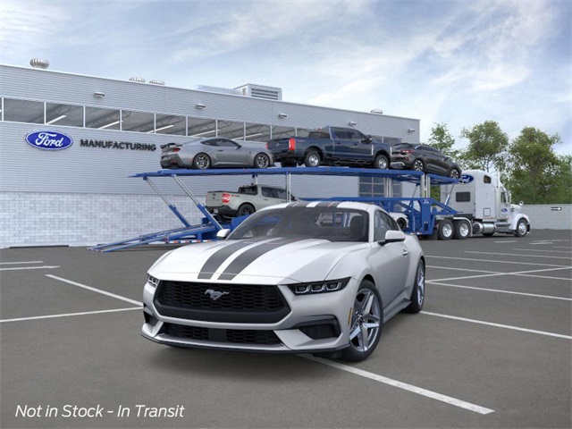 2025 Ford Mustang EcoBoost photo 2