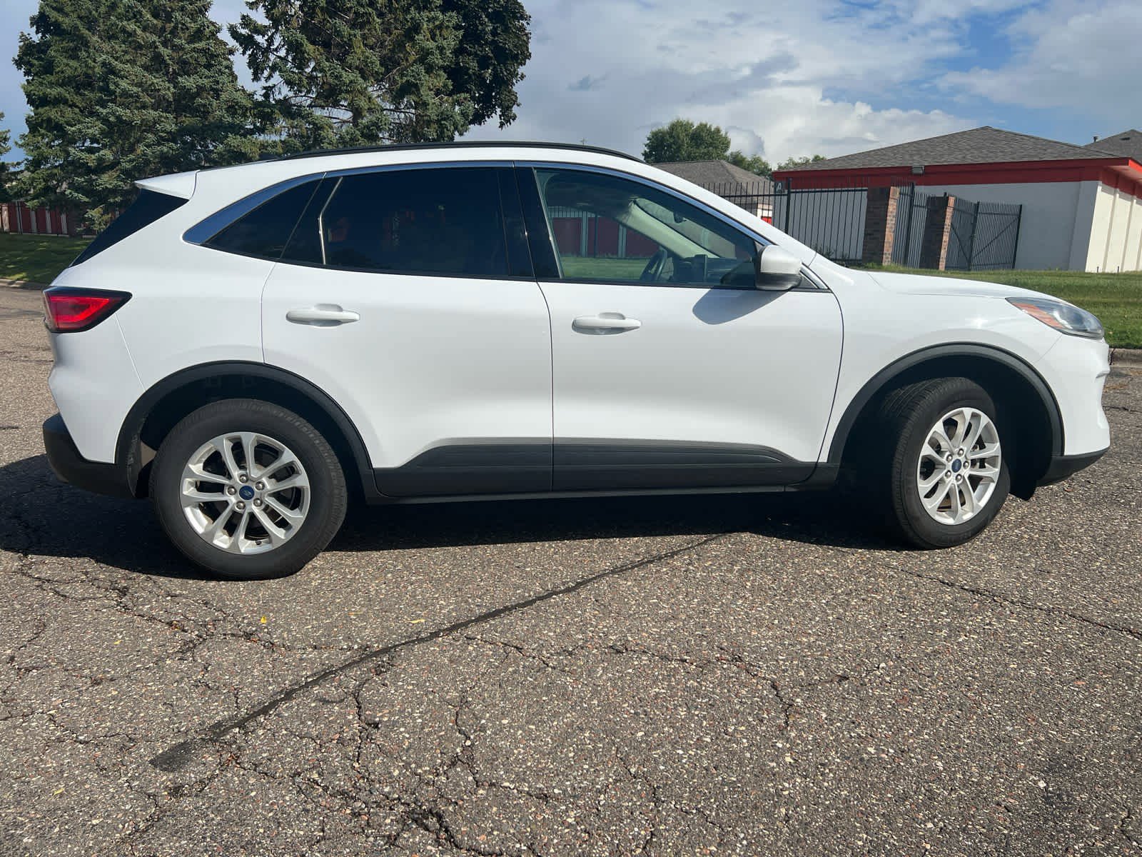 2020 Ford Escape SE photo 7