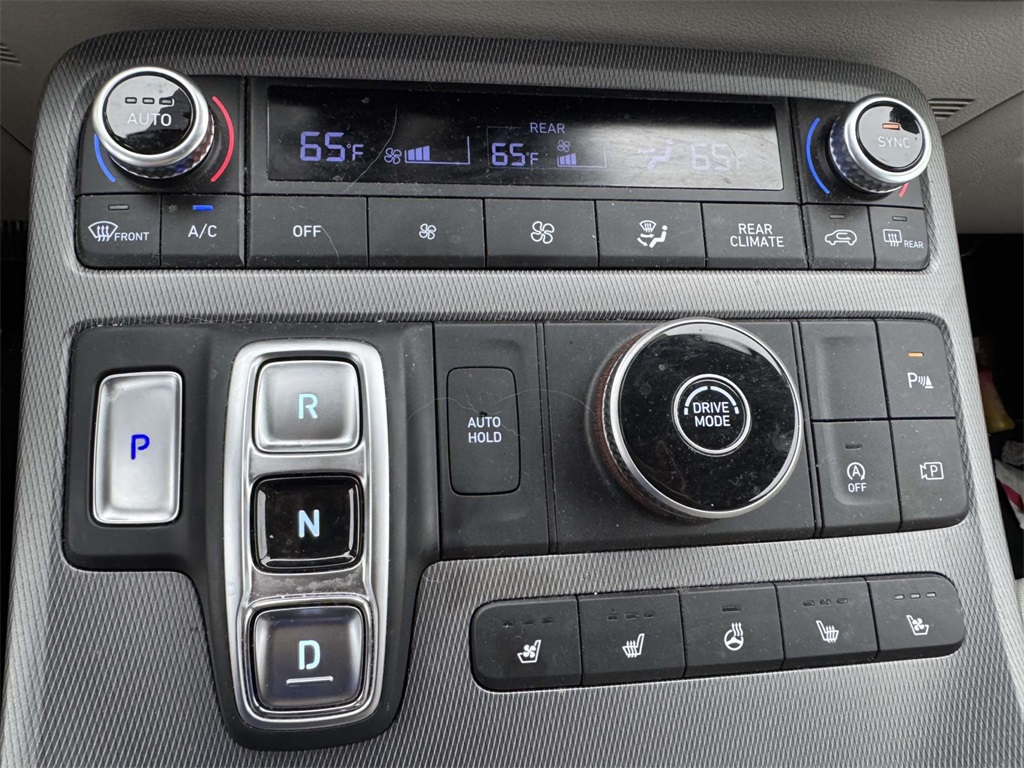2024 Hyundai Palisade Limited photo 18