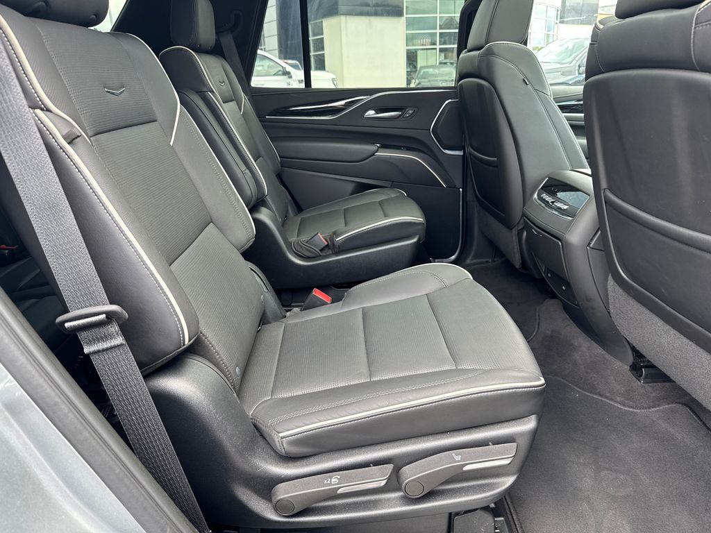 2023 Cadillac Escalade Sport photo 14