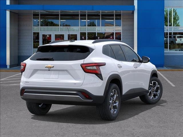 2025 Chevrolet Trax LT photo 3