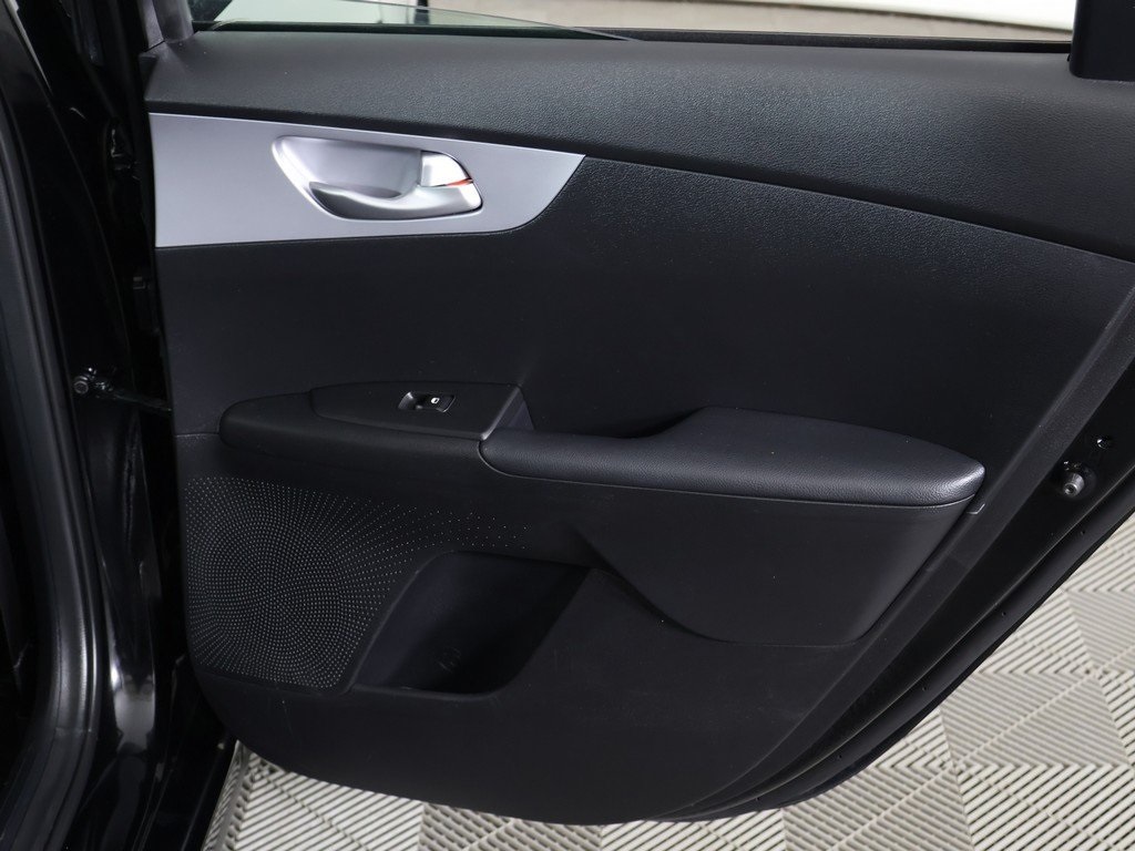 2024 Kia Forte LXS photo 22